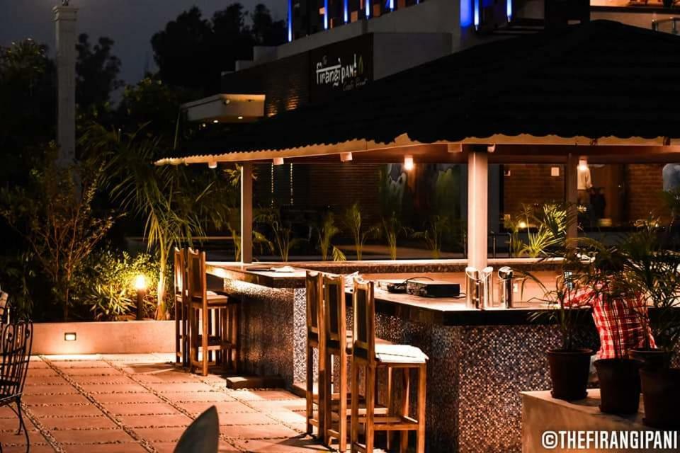 The Firangipani Country Resort Rajpura Ngoại thất bức ảnh